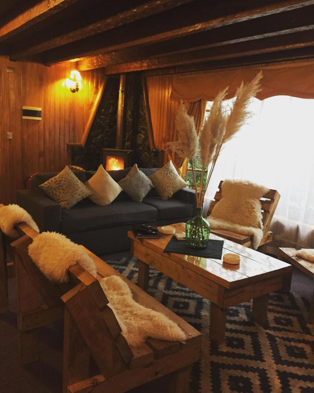 Profe Nelson Hostel Puerto Cisnes Kültér fotó
